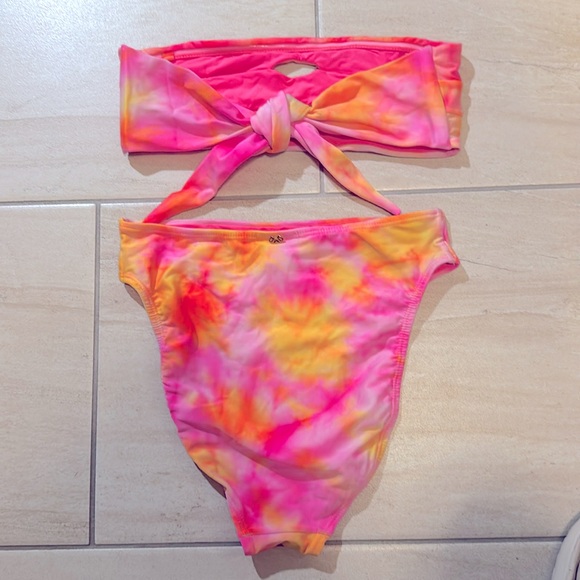 PILYQ Vibrant pink Tie-Dye Bikini Set size small - Picture 4 of 5
